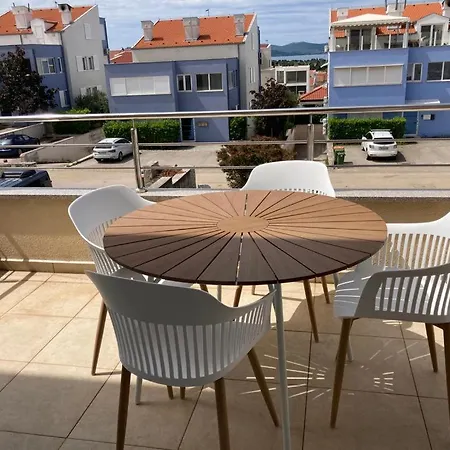 Lägenhet Deluxe Neli