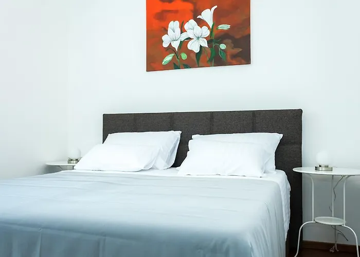 Deluxe Neli Lejlighed *