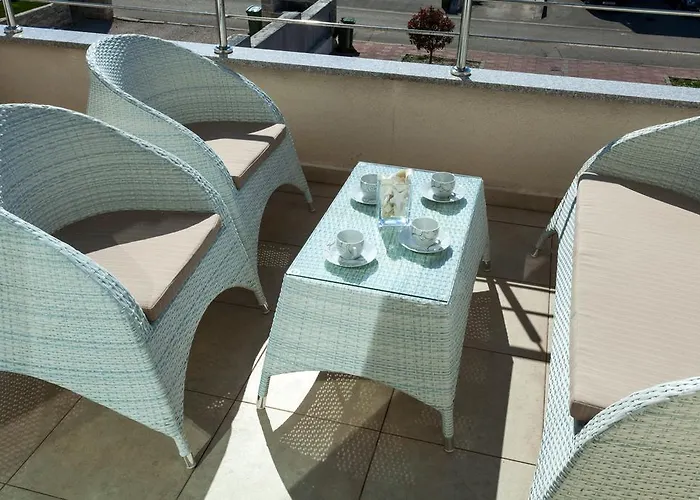 Deluxe Neli شقة *