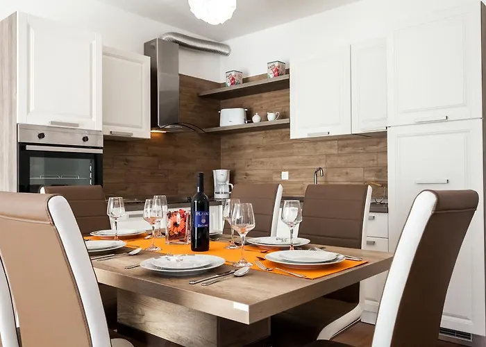 Apartman Deluxe Neli Zára