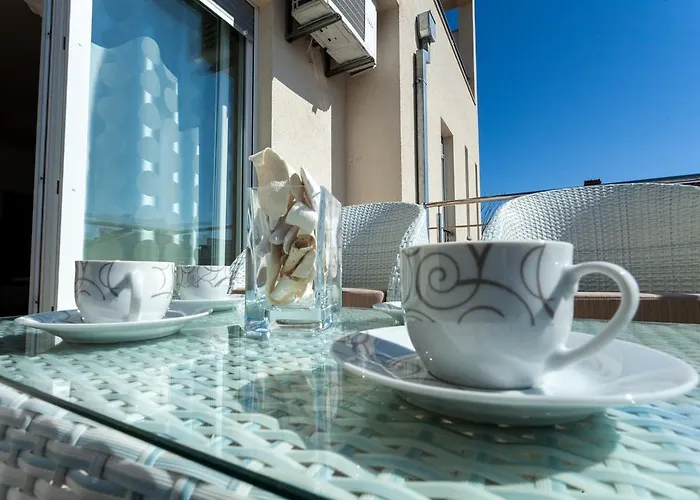 Deluxe Neli زادار