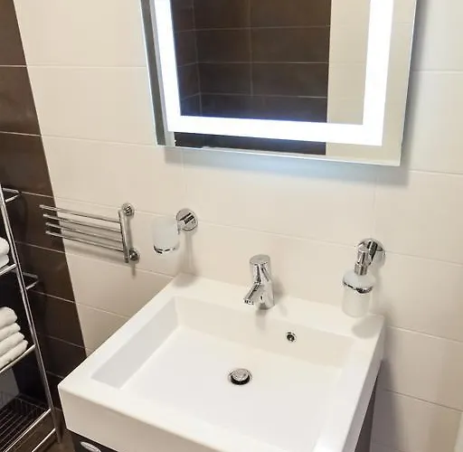 Deluxe Neli *